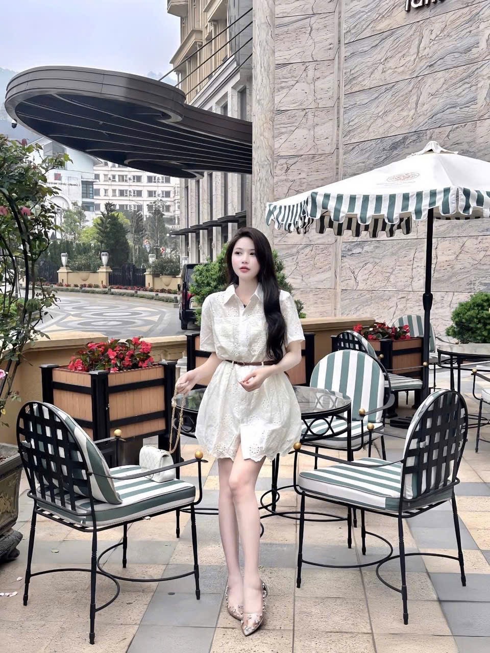 VÁY THÔ HOA ĐỤC LỖ QC KÈM ĐAI