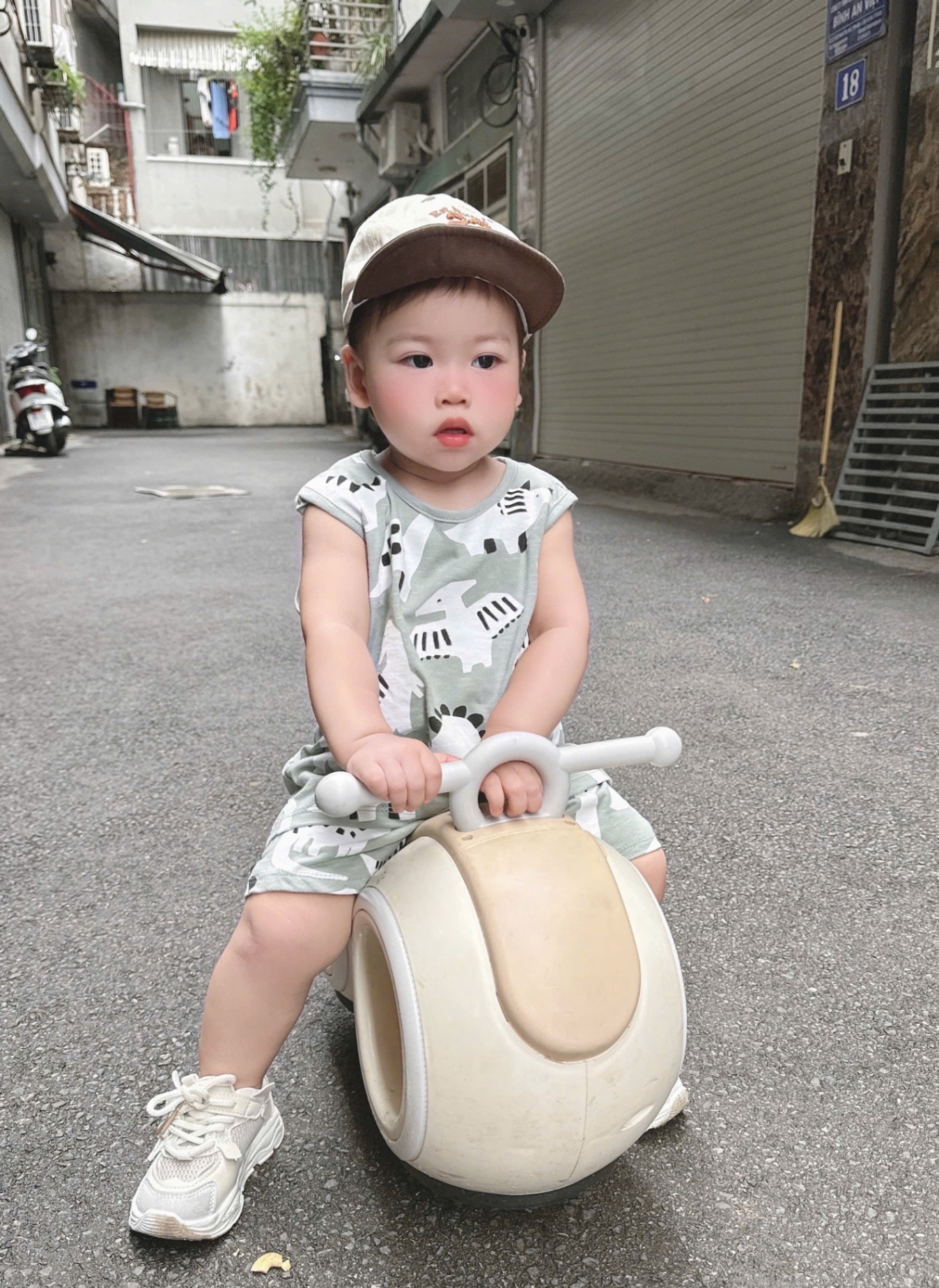 SET 2 BỘ BA LỖ KHỦNG LONG TONE TRẮNG XANH BƠ