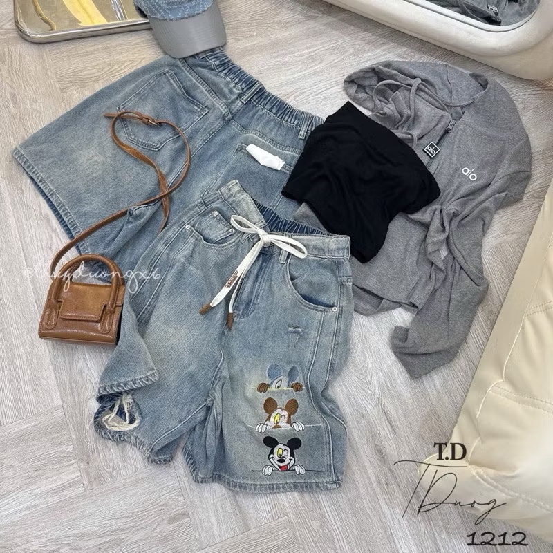 QUẦN SHORT JEAN XANH THÊU MICKY