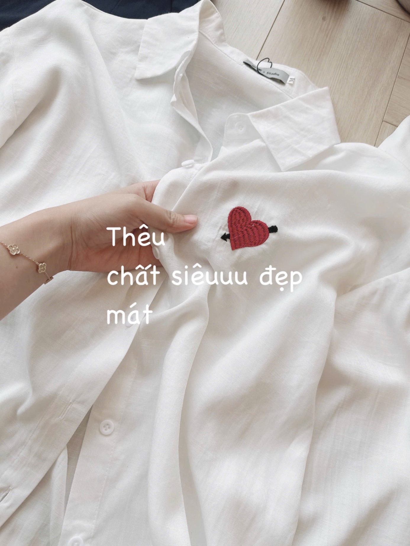 SET ÁO SƠ MI TRĂNG TIM ĐỎ MIX SOOC