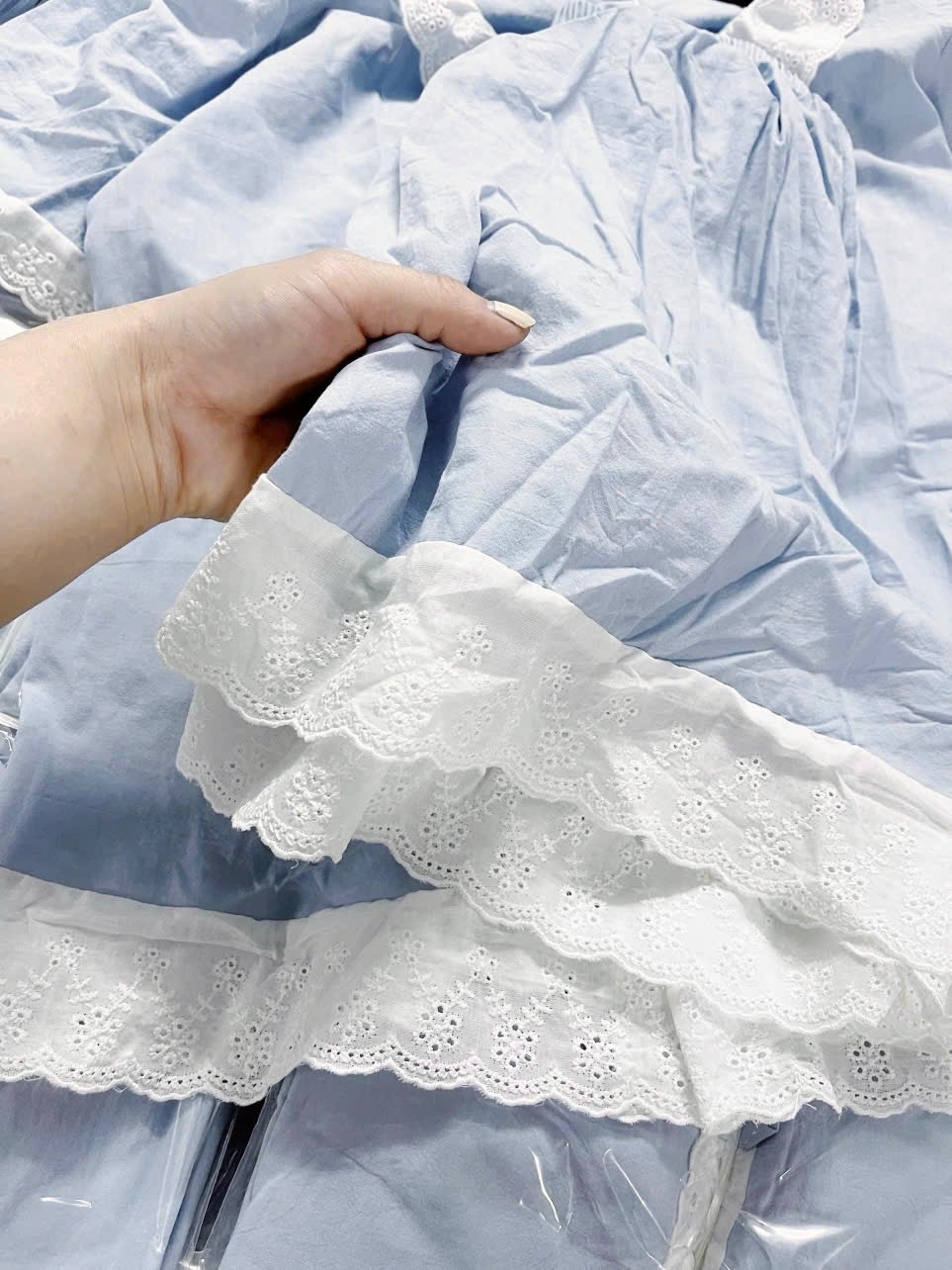 BỘ THÔ ĐŨI XANH PHỐI REN ĐỤC LỖ