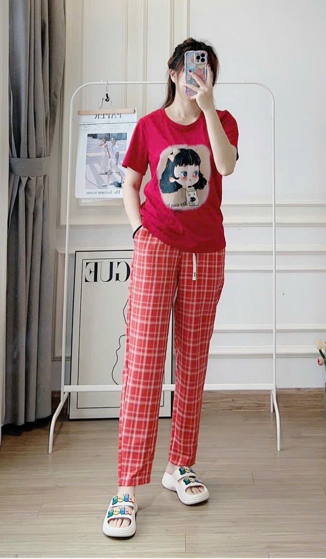XẢ KHO BỘ CỘC CÔ GÁI QUẦN KẺ TRẮNG ĐỎ HỒNG