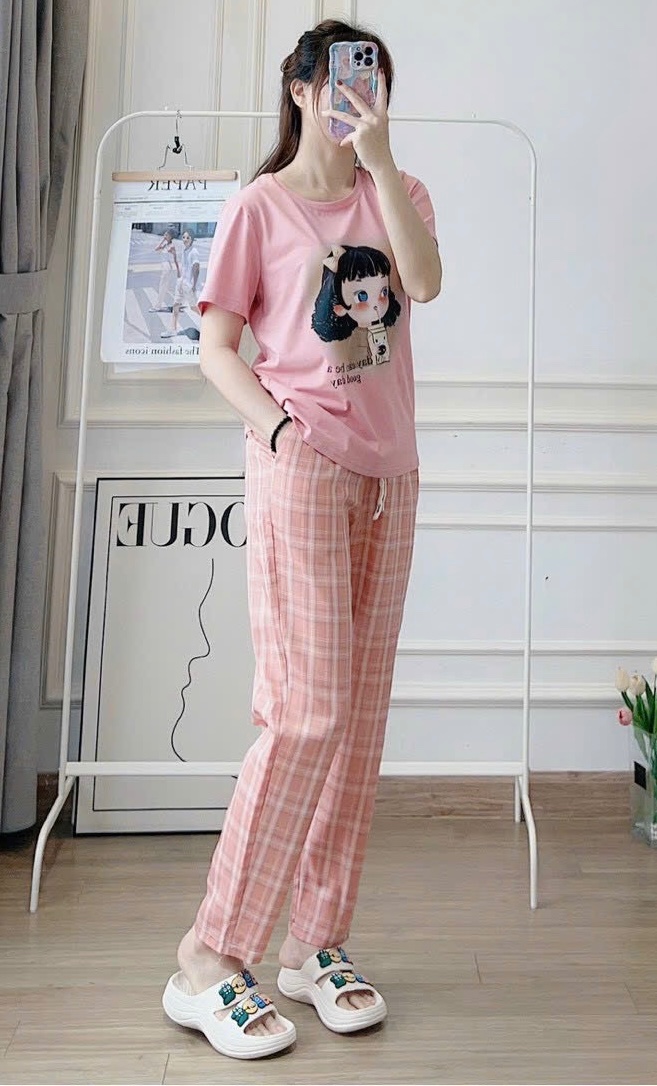 XẢ KHO BỘ CỘC CÔ GÁI QUẦN KẺ TRẮNG ĐỎ HỒNG