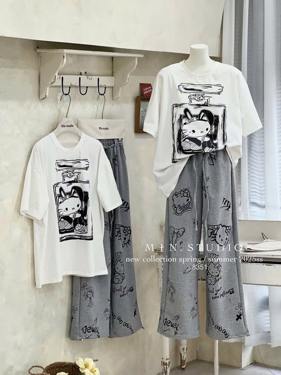 BỘ CT MICKY TRẮNG QUẦN GHI IN TRÀN