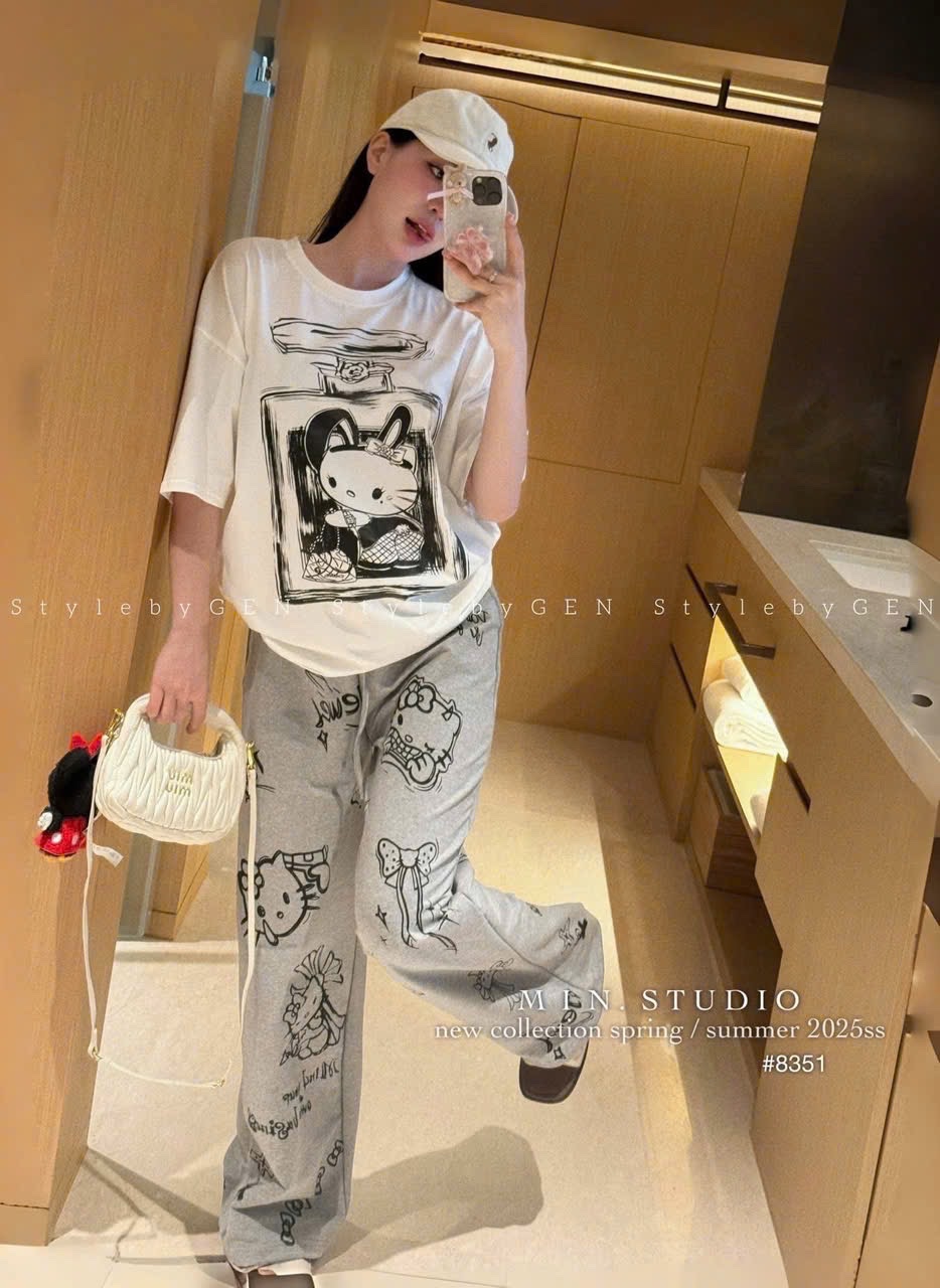 BỘ CT MICKY TRẮNG QUẦN GHI IN TRÀN