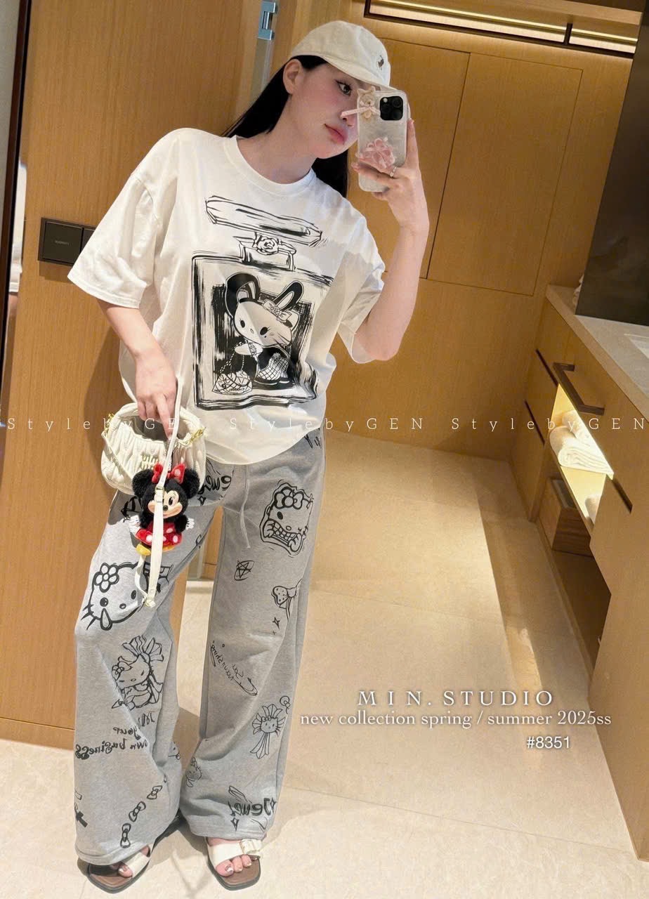 BỘ CT MICKY TRẮNG QUẦN GHI IN TRÀN