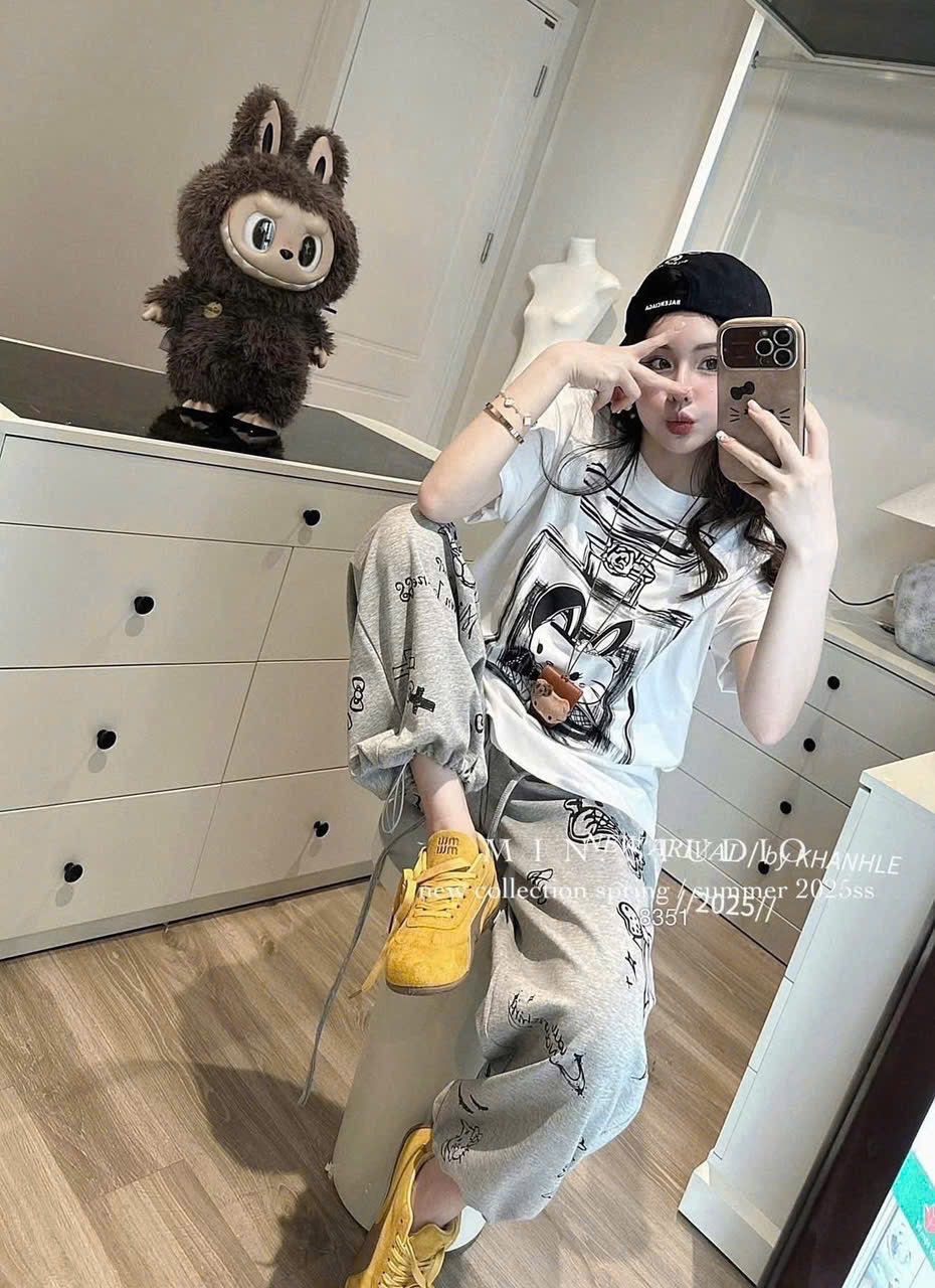 BỘ CT MICKY TRẮNG QUẦN GHI IN TRÀN