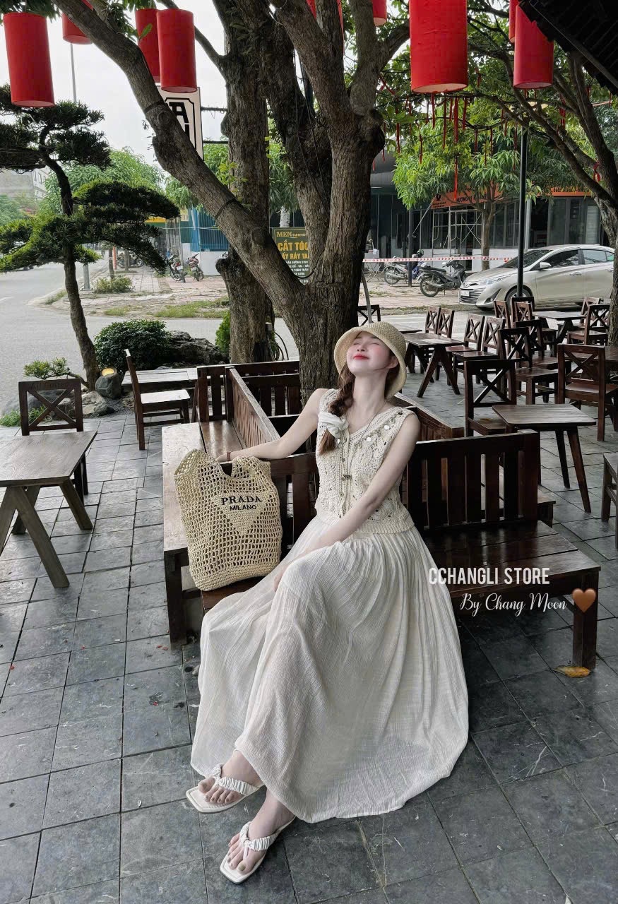 ÁO REN ĐÍNH CƯỜM HOT QC