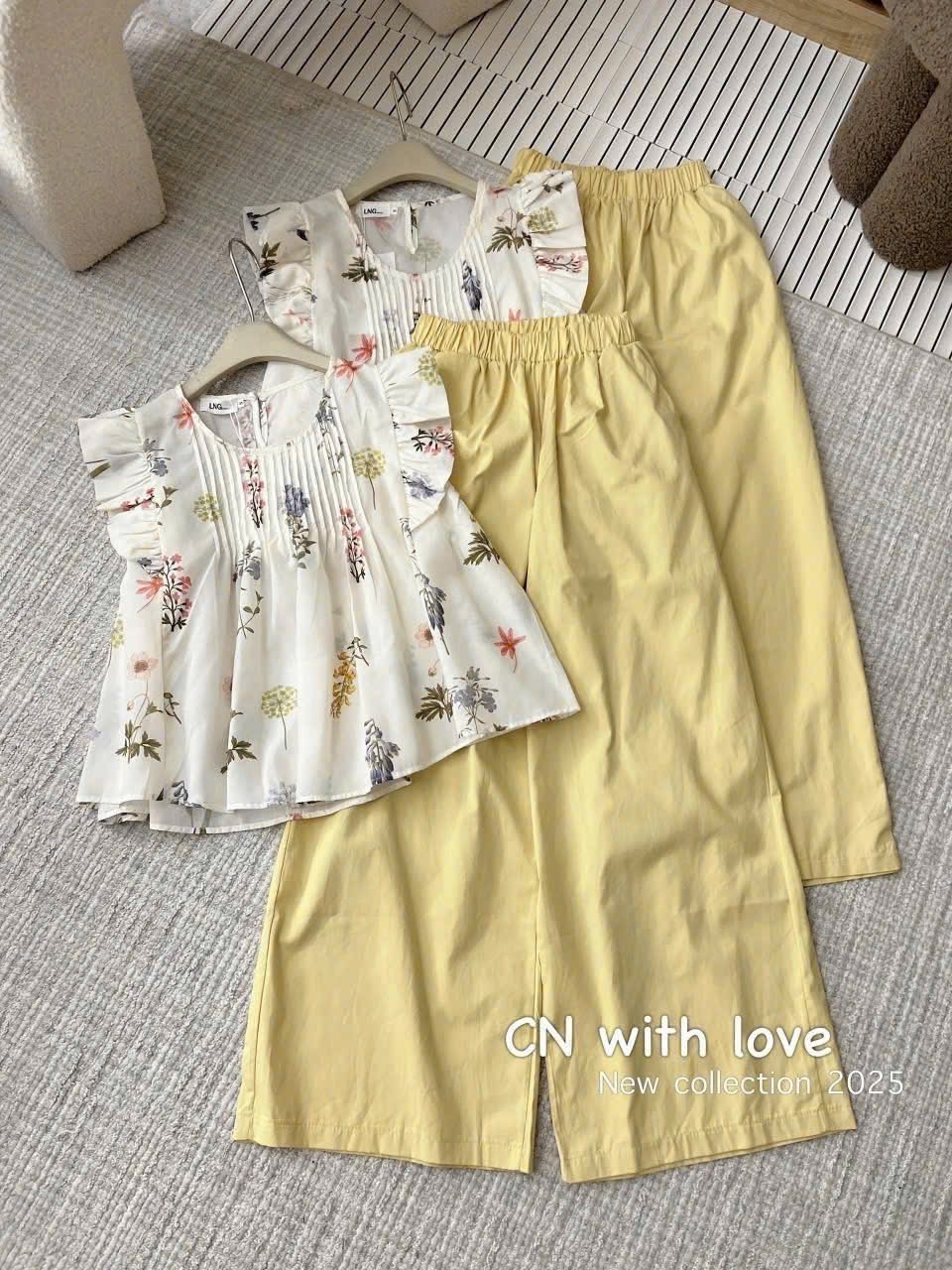 SET ÁO HOA CÁNH TIÊN MIX QUẦN SUÔNG VÀNG