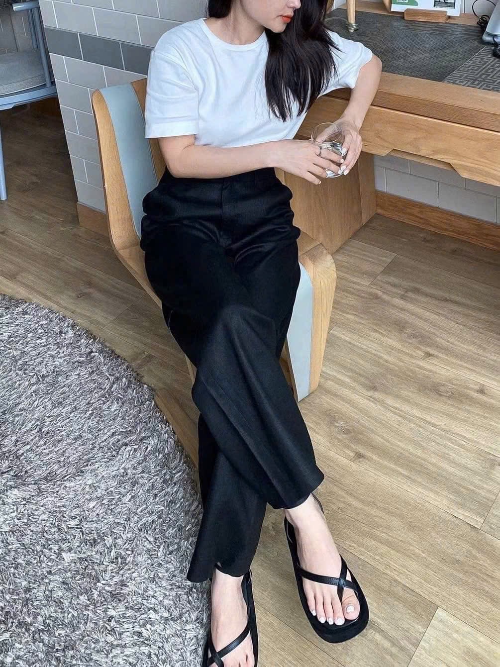 QUẦN ĐŨI SUÔNG LIEN 2 MÀU ĐEN BE