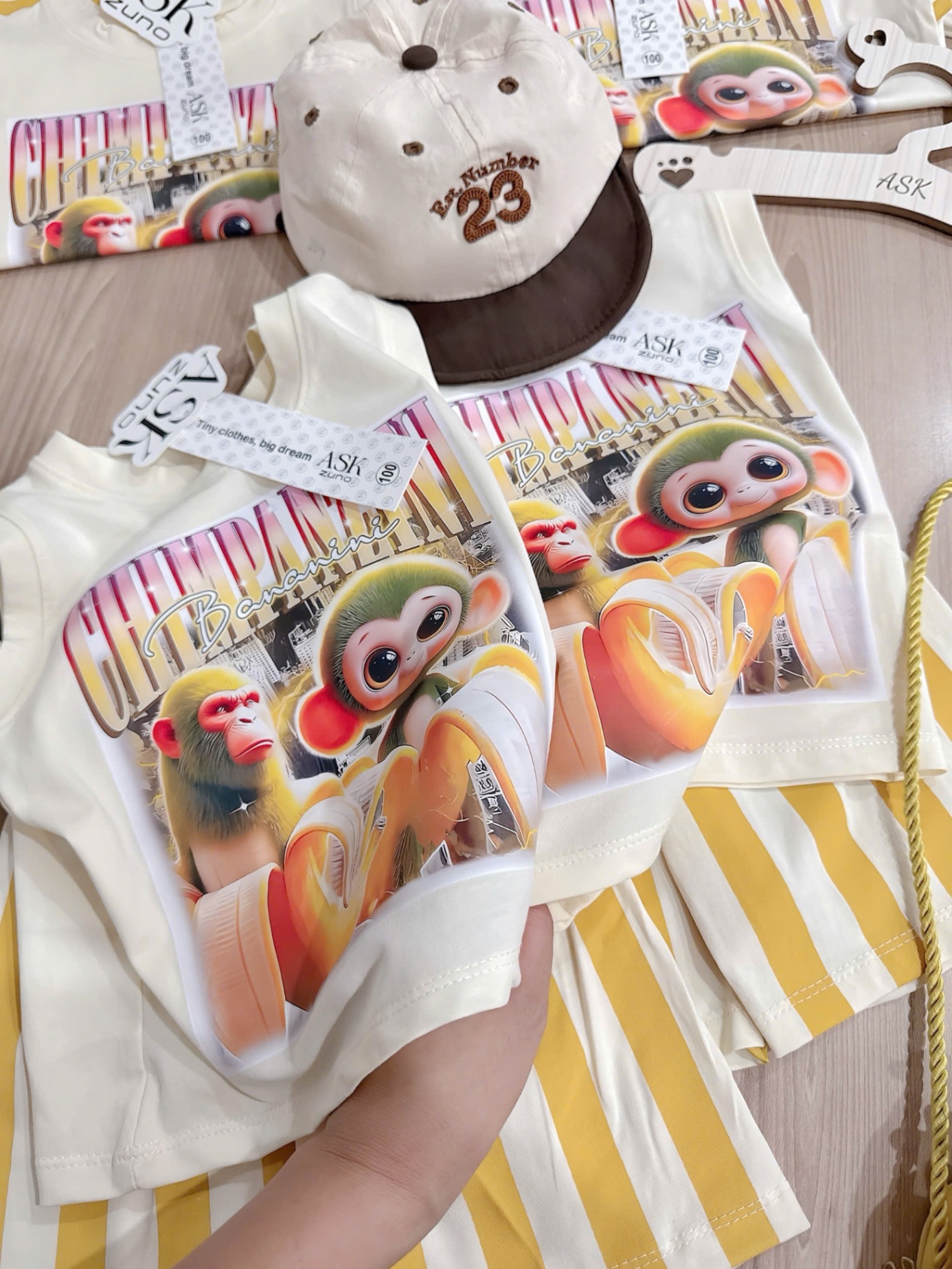 BỘ BA LỖ BE CHIMPAZINI KHỈ CHUỐI