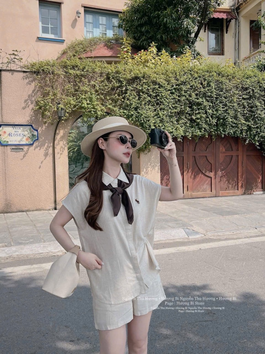 BỘ ĐŨI LIEN BE KÈM KHĂN THÊU NGUA