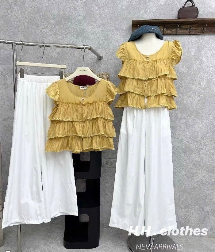 SET ÁO VÀNG LI TẦNG QUẦN SUÔNG