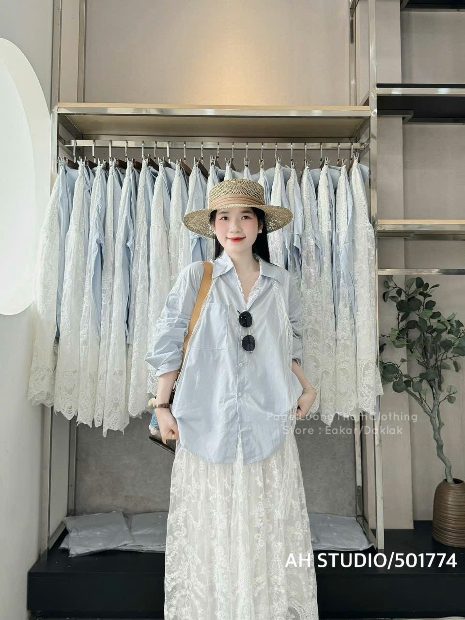 M501774 - ÁO SƠ MI XANH PHỐI DÂY REN