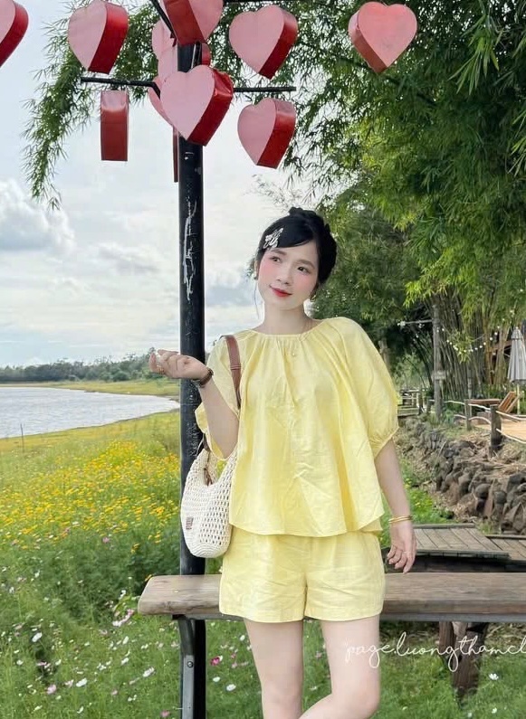 BỘ ĐÙI VÀNG TAY BỒNG NỮ