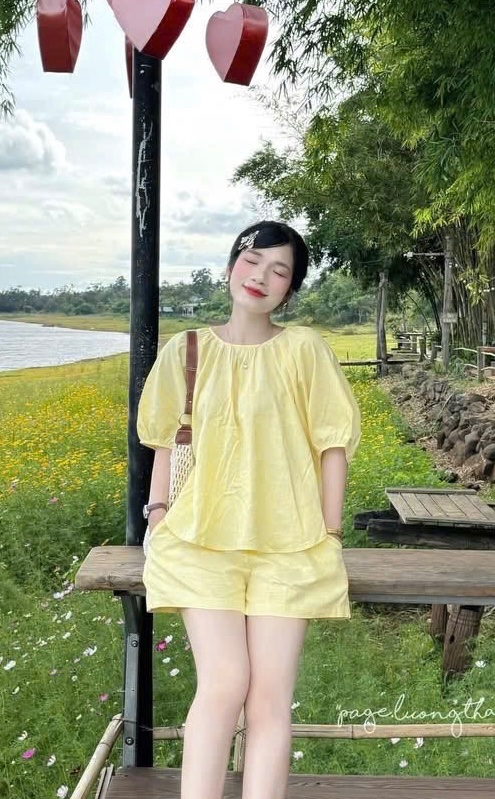 BỘ ĐÙI VÀNG TAY BỒNG NỮ