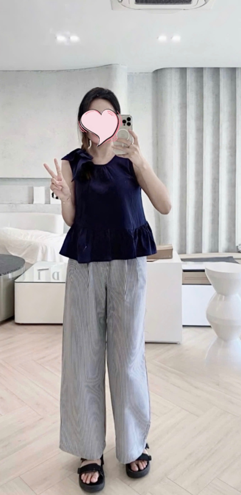 SET 3 CT ÁO BÈO XN QUẦN KẺ KÈM CHUN TÓC