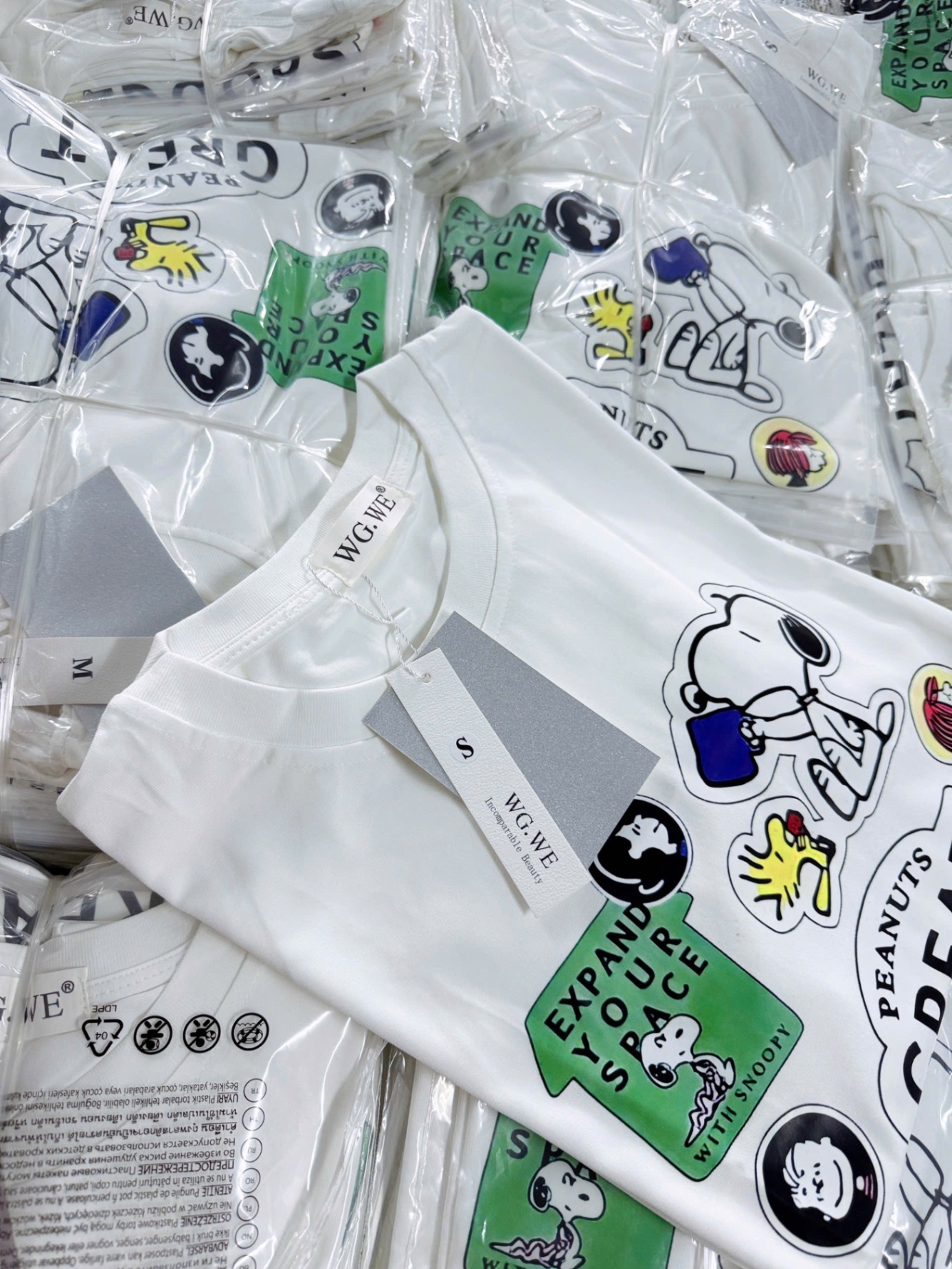 ÁO PULL CỘC HÌNH CÚN SNOOPY EAT