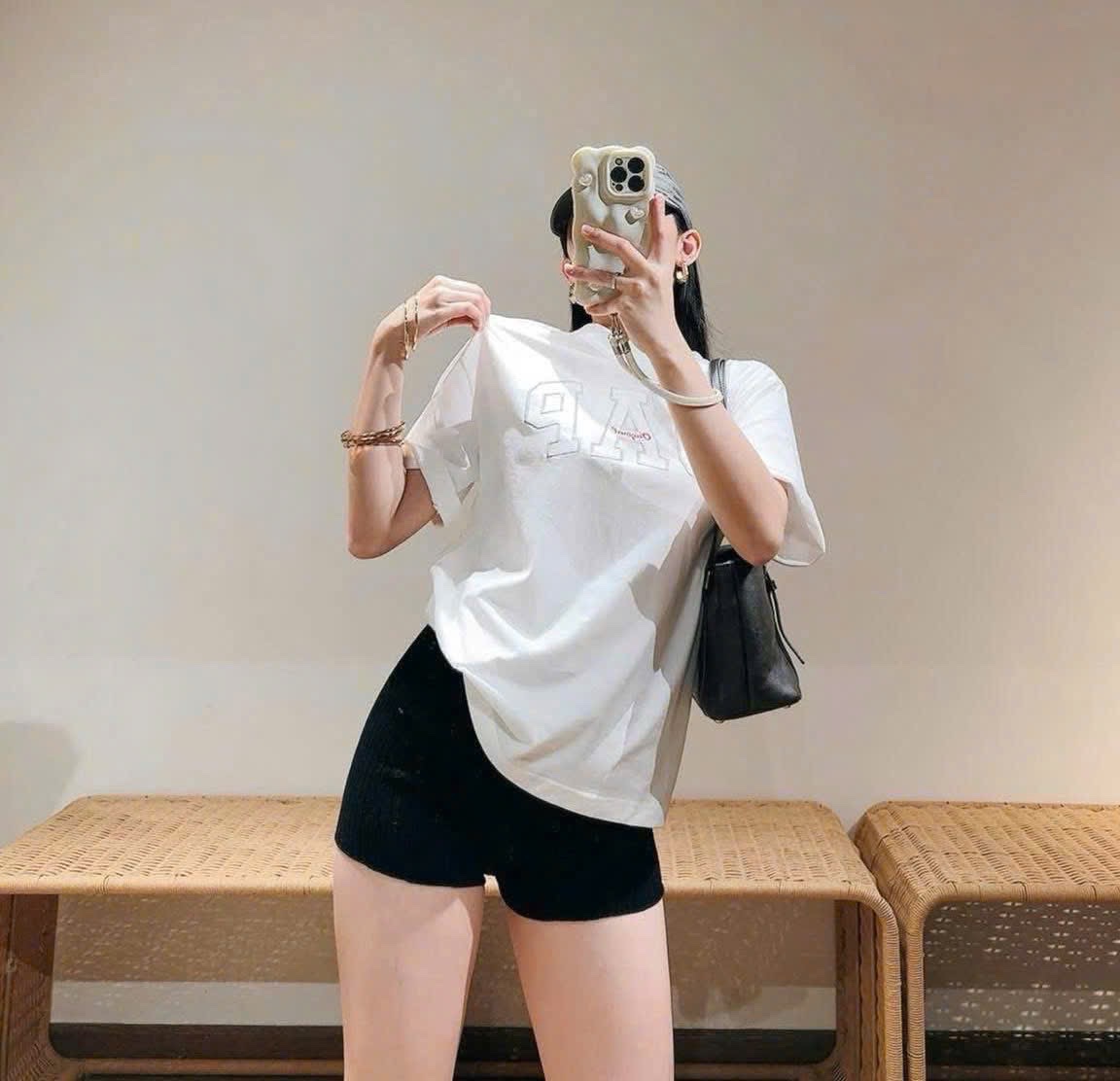 ÁO PULL CỘC GAP THÊU NỔI MÀU TRẮNG