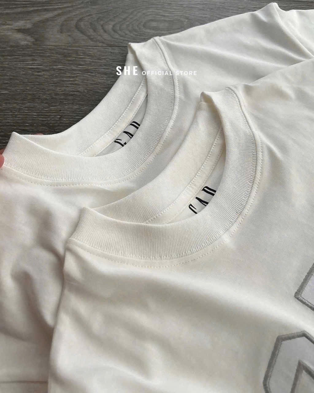 ÁO PULL CỘC GAP THÊU NỔI MÀU TRẮNG