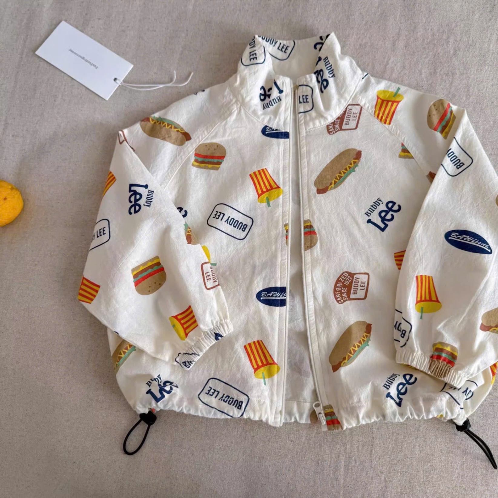 ÁO KHOÁC GIÓ HÌNH BÁNH LEE BT