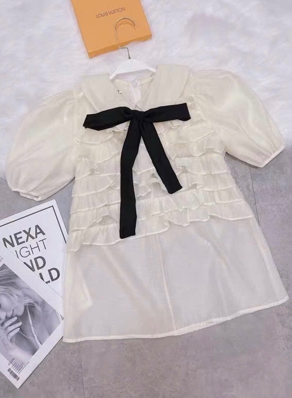 XẢ KHO ÁO SƠ MI XẾP LY NGỰC NƠ ĐEN