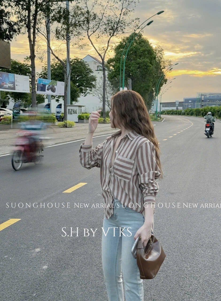 ÁO SƠ MI KẺ DỌC TÚI NGANG 3 MÀU