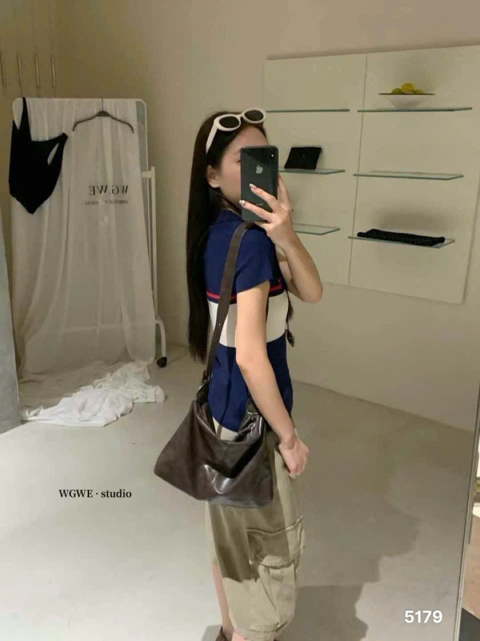 ÁO LEN POLO THÊU CHỮ M QC