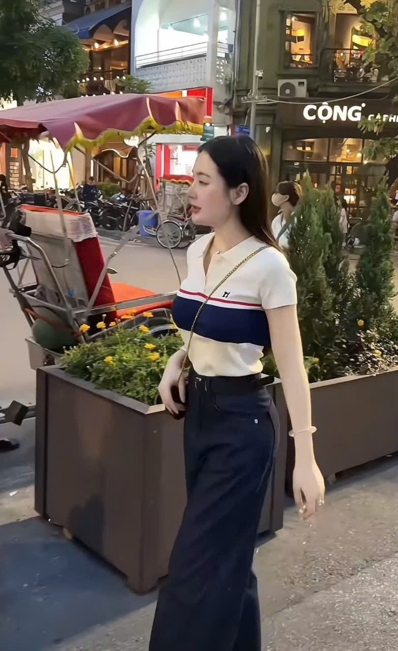 ÁO LEN POLO THÊU CHỮ M QC