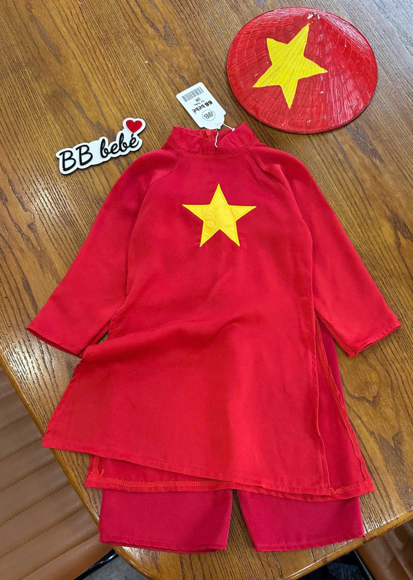ÁO DÀI ĐỎ SAO VÀNG BG
