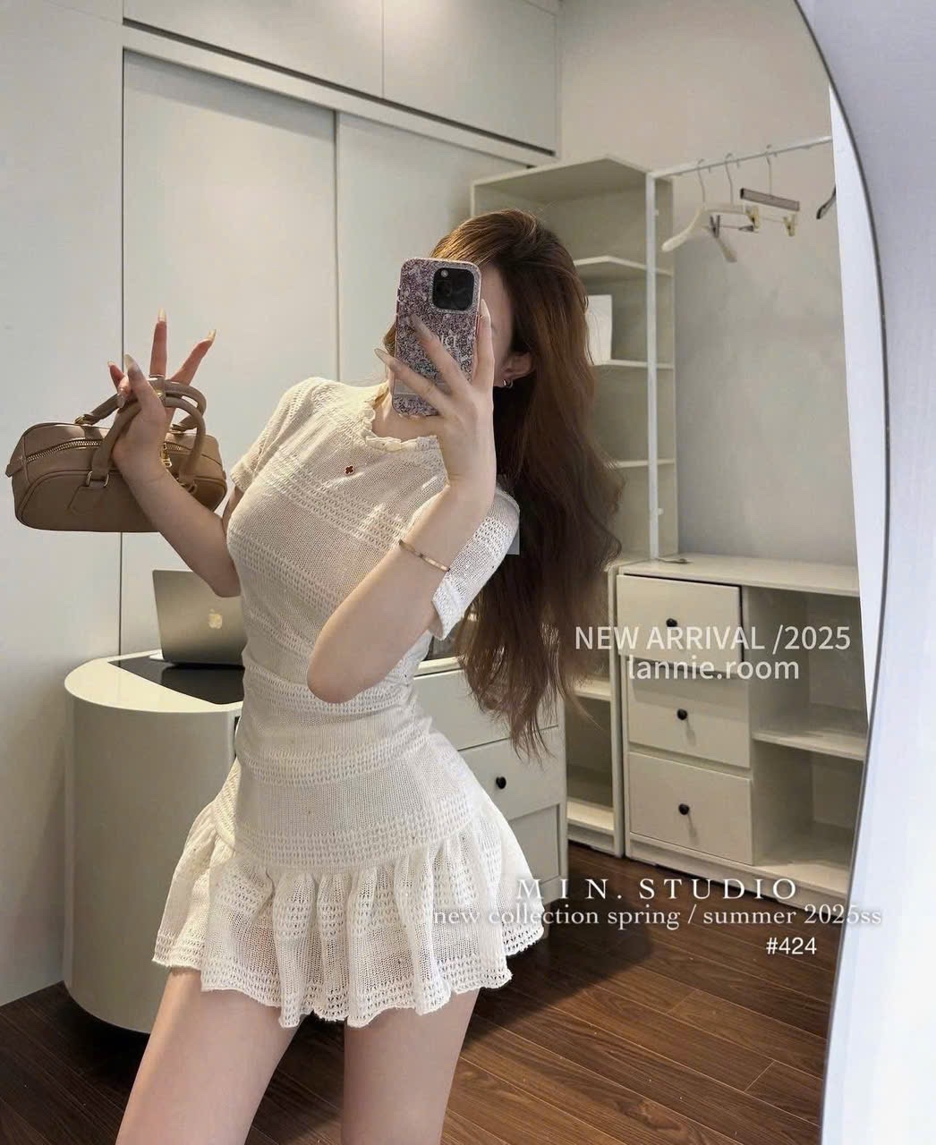 SET VÁY ĐUÔI BÈO CỘC TAY MÀU BE KEM