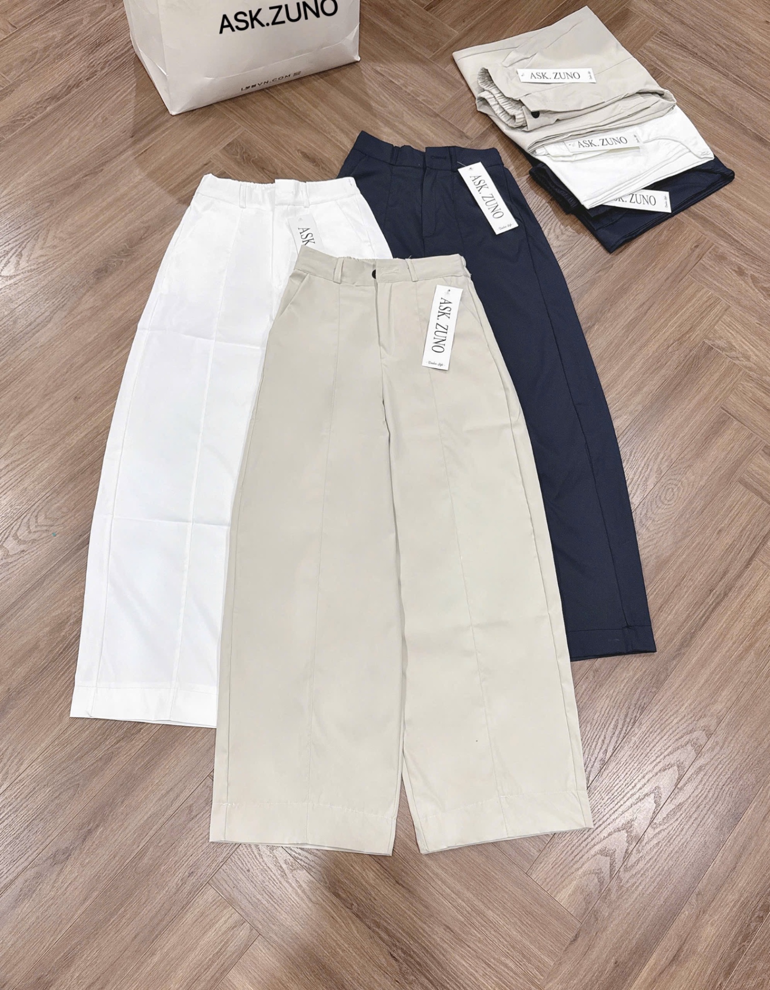 QUẦN BAGGY SUÔNG KAKI LỤA 3 MÀU