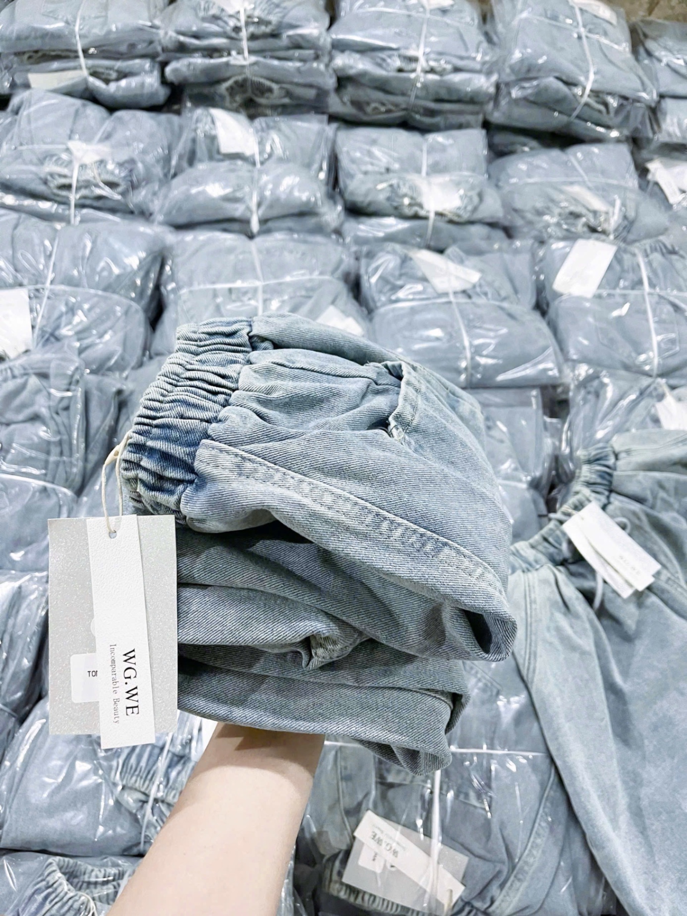QUẦN JEAN BAGGY CẠP CHUN MÀU XANH