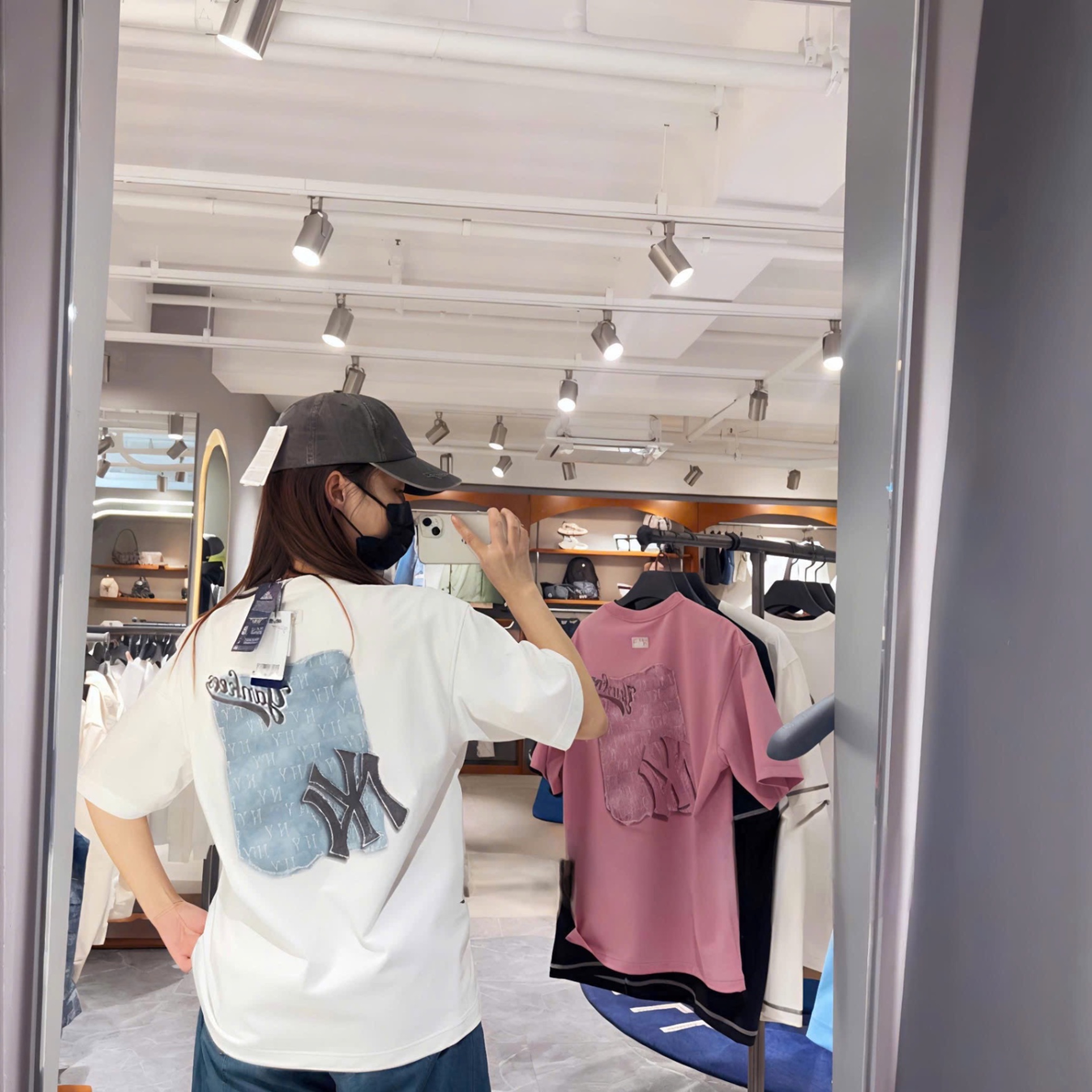 Hàng nhà máy - ÁO PULL CỘC MLB YANKES XUẤT DƯ