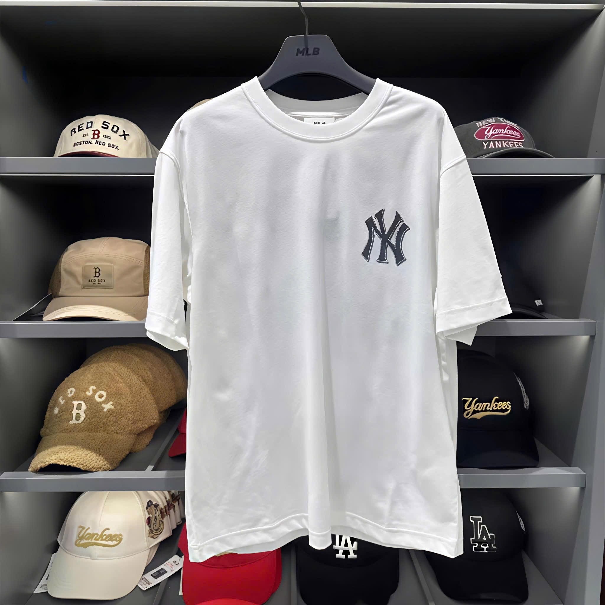 Hàng nhà máy - ÁO PULL CỘC MLB YANKES XUẤT DƯ