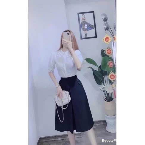 AO SƠ MI CỔ REN HOA