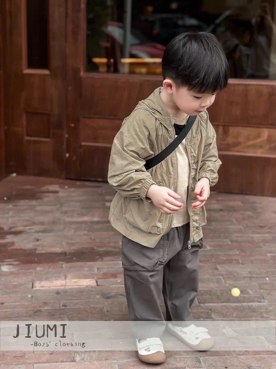 ÁO KHOÁC GIÓ TÚI HỘP BT 2M NÂU BE