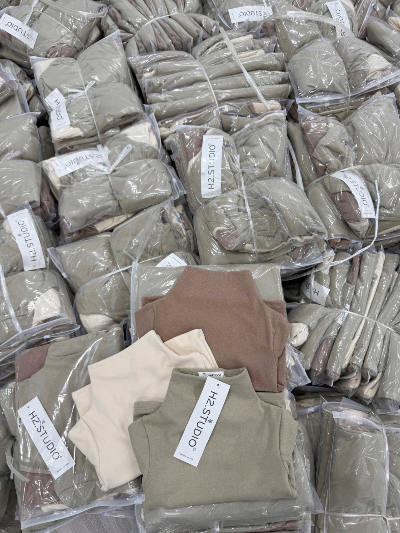 SET 3 ÁO ZIP LÔNG CAO CỔ GIỮ NHIỆT TONE BE