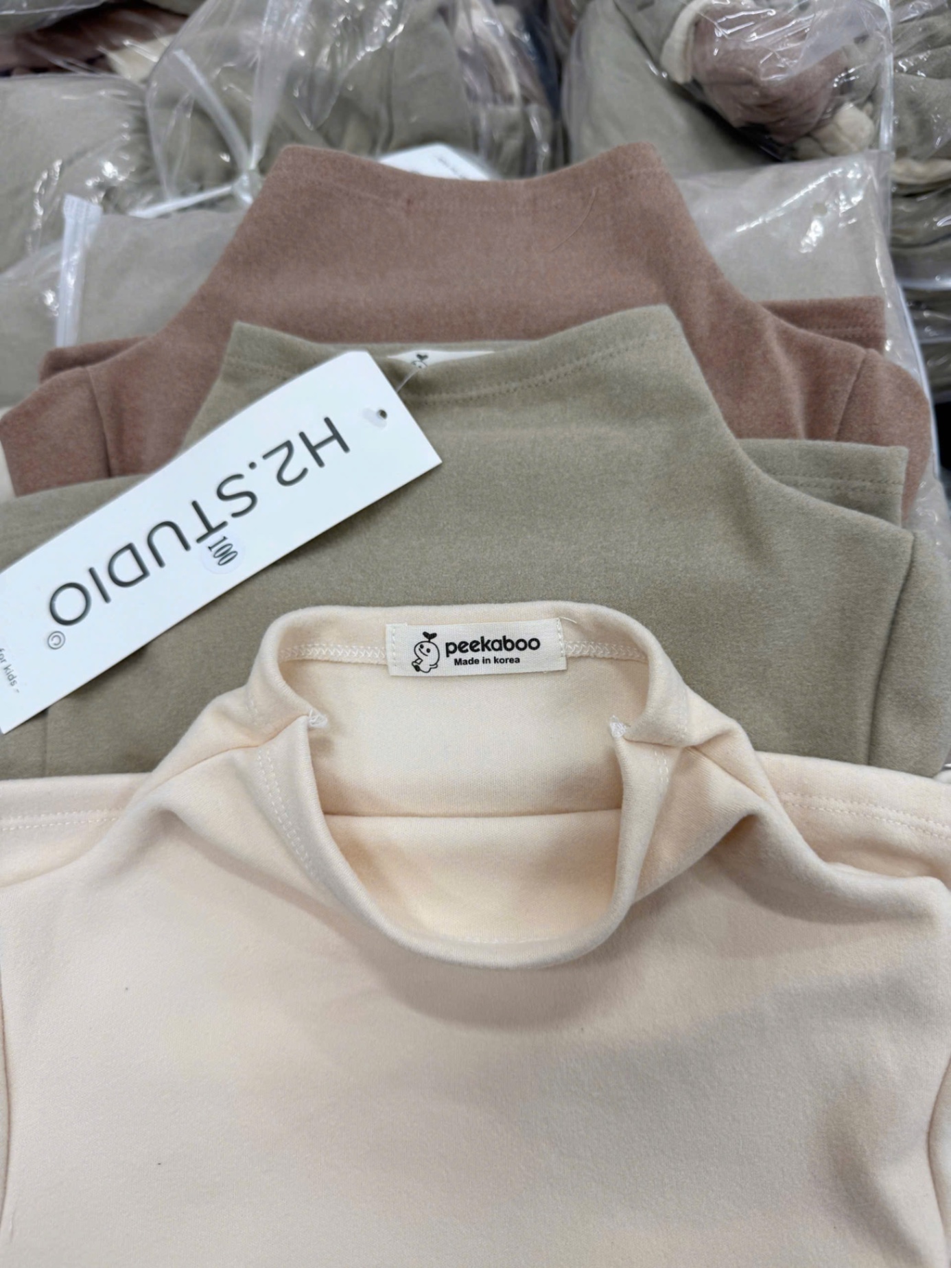 SET 3 ÁO ZIP LÔNG CAO CỔ GIỮ NHIỆT TONE BE