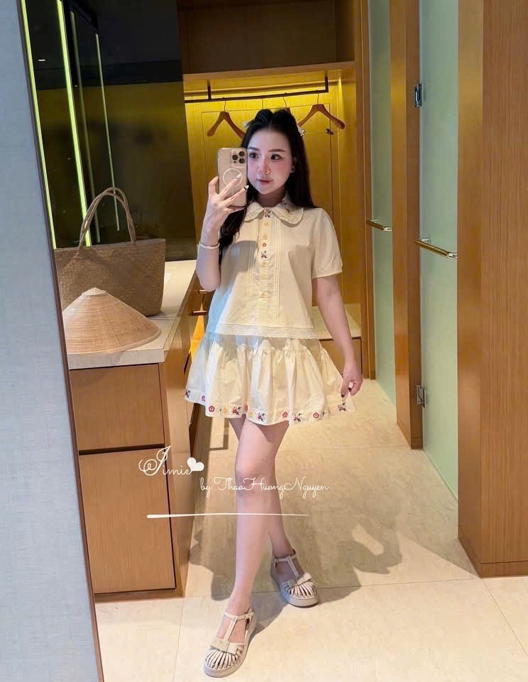 SET SƠ MI THÊU HOA MIX CV MÀU KEM