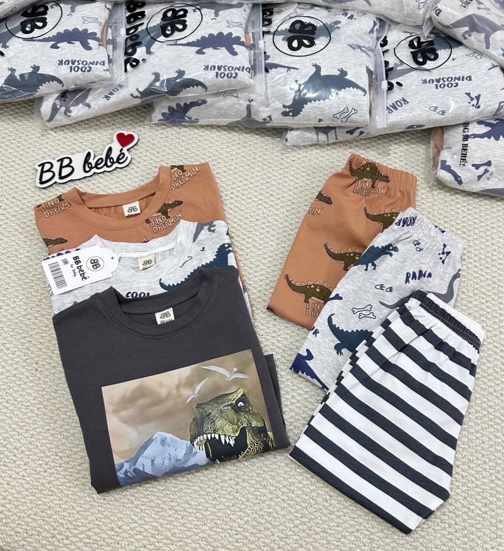SET 3 BỘ ĐÙI HÌNH KHỦNG LONG TONE GHI NÂU