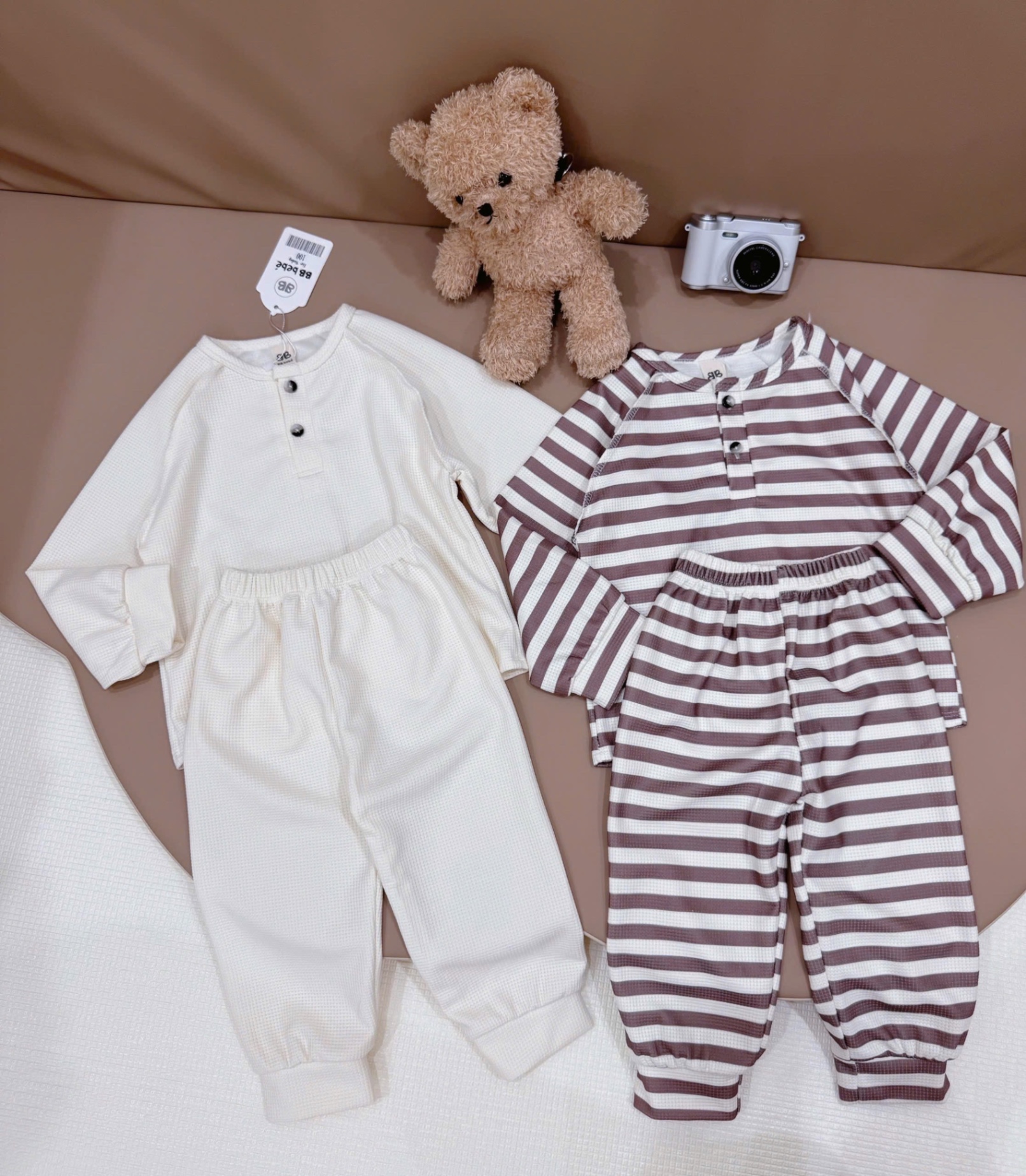 SET 2 BỘ TỔ ONG BE KẺ DT BT