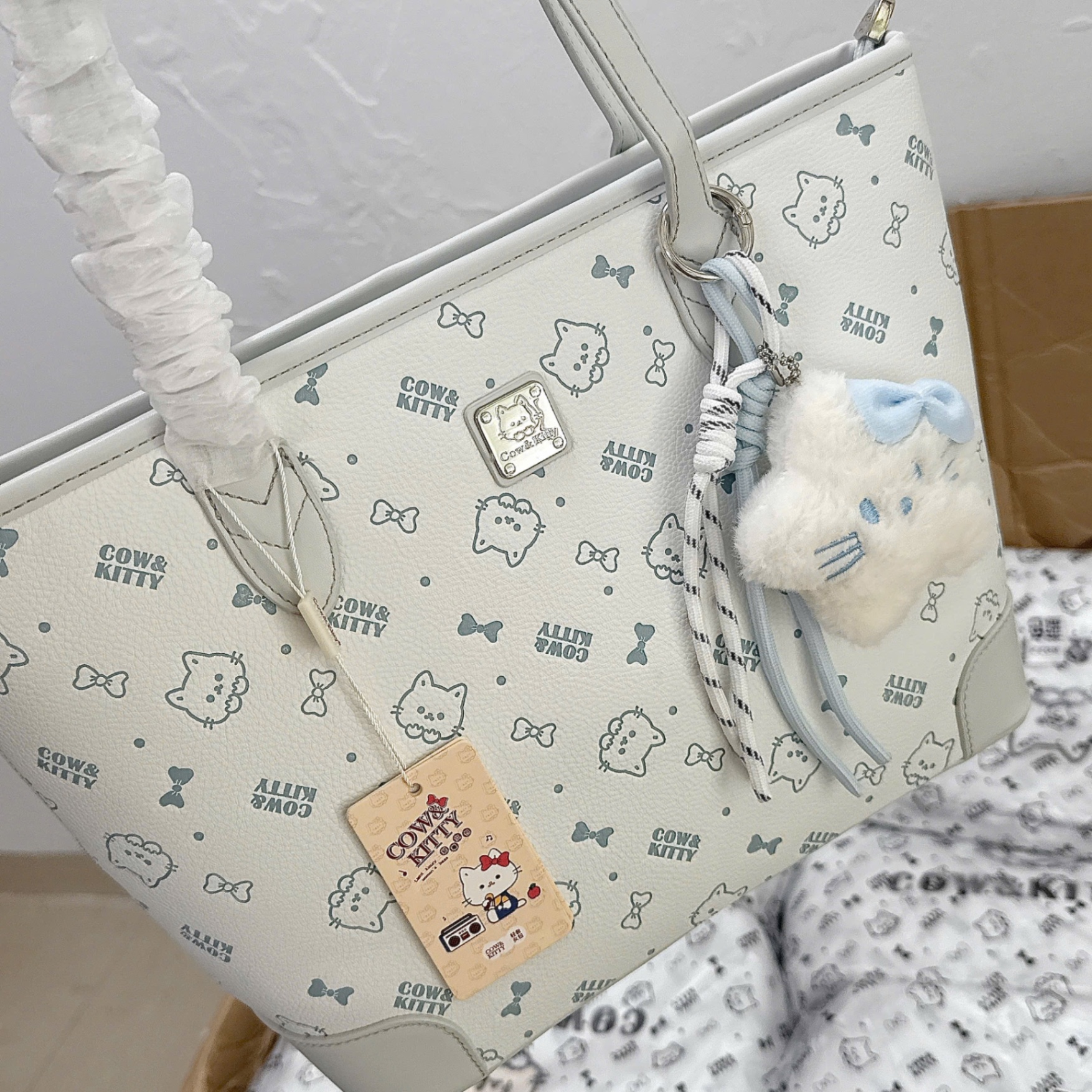 M8022 - TÚI XÁCH COW KITTY KÈM HỘP BIGSIZE