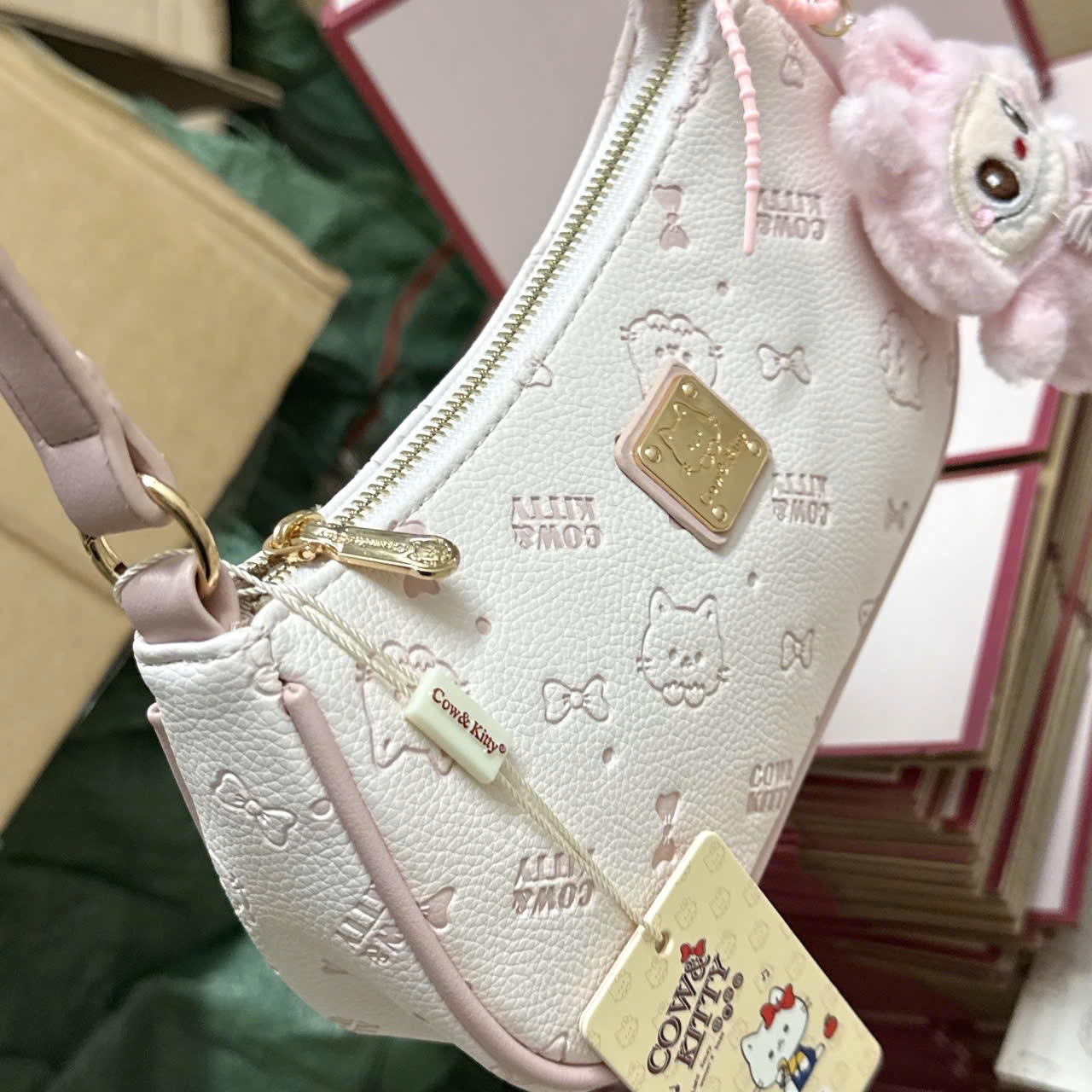 M8062 - TÚI KẸP NÁCH COW KITTY HỒNG fullbox