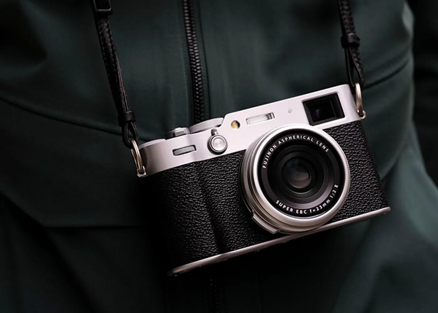 Fujifilm X100VI ra mắt với cảm biến 40MP, thêm hệ thống chống rung 5 trục và giả lập màu Reala Ace