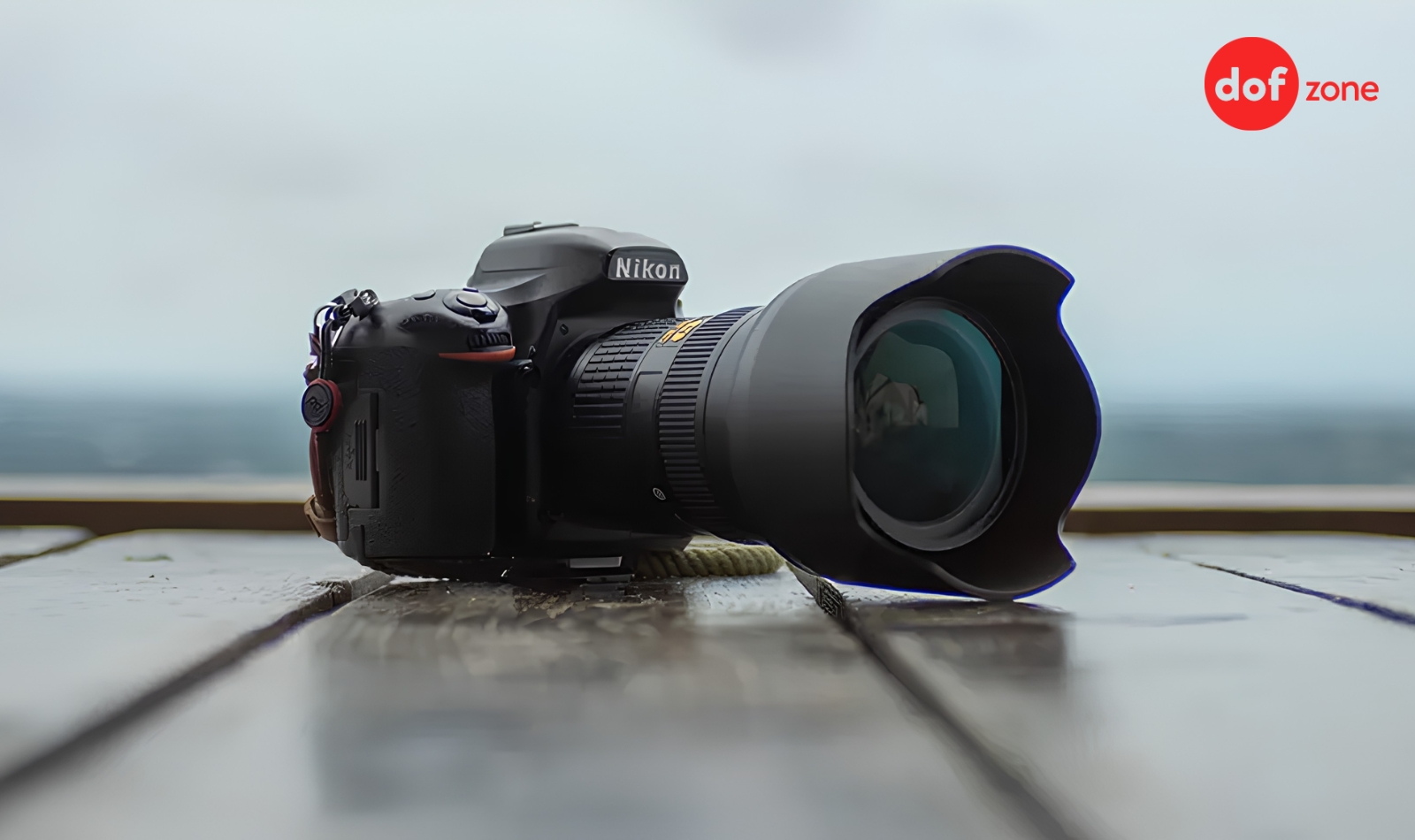 Lens hood là gì? Các loại lens hood phổ biến hiện nay