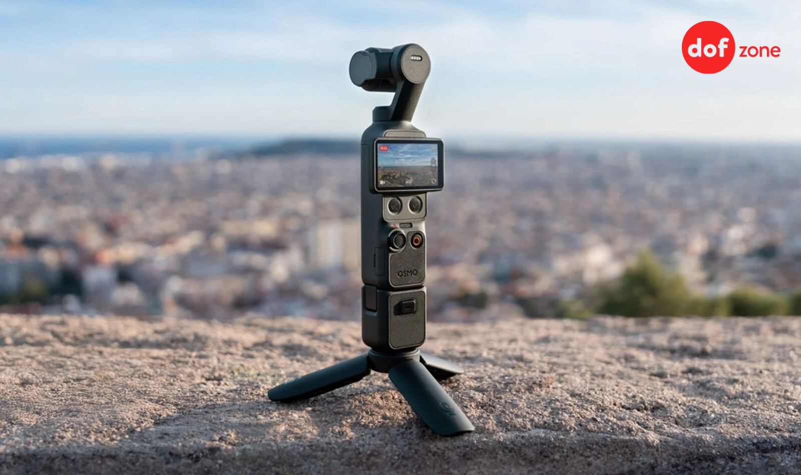 Pin DJI Pocket 4 dùng được bao lâu? Có nên mua thêm Battery Handle?