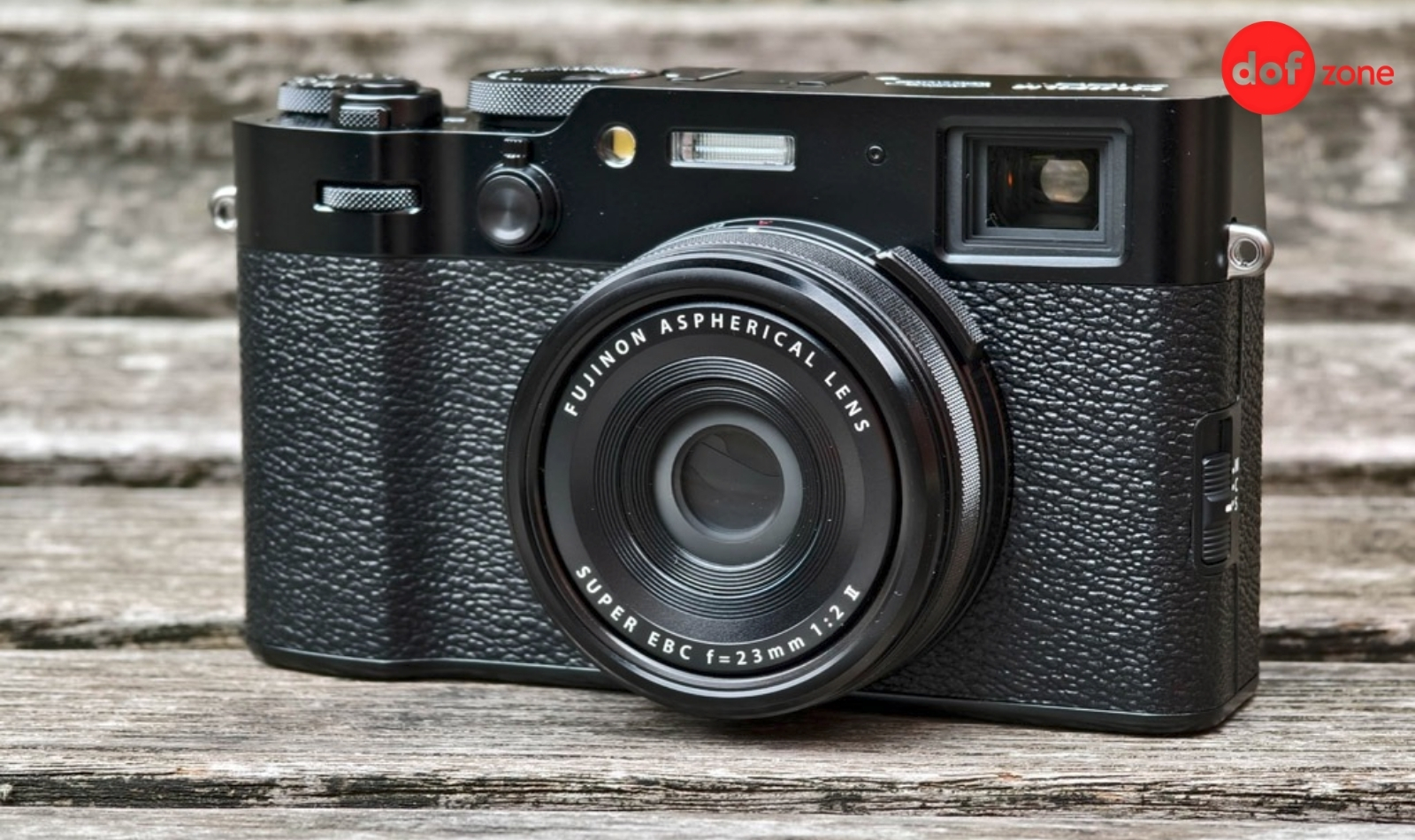Review-Fujifilm-X100VI-May-anh-compact-duoc-san-don-hien-nay_review-fujifilm-x100vi-5-1.jpg