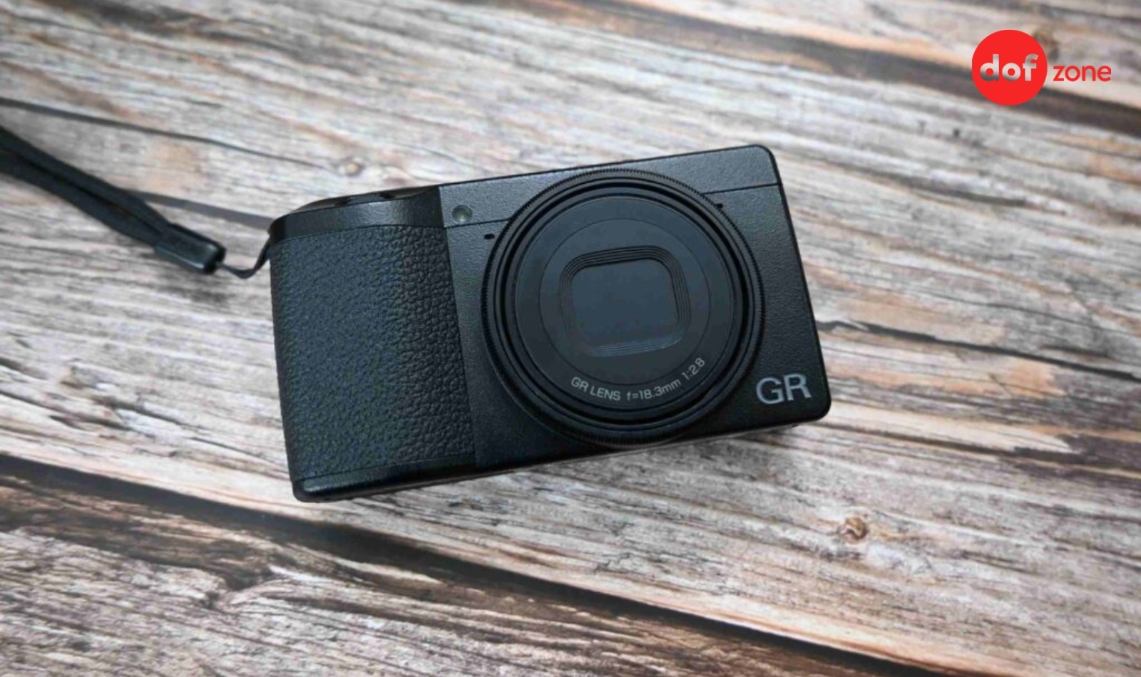 So-sanh-Ricoh-GR4-va-Ricoh-GR3-Nen-lua-chon-phien-ban-nao-_image-1.jpg
