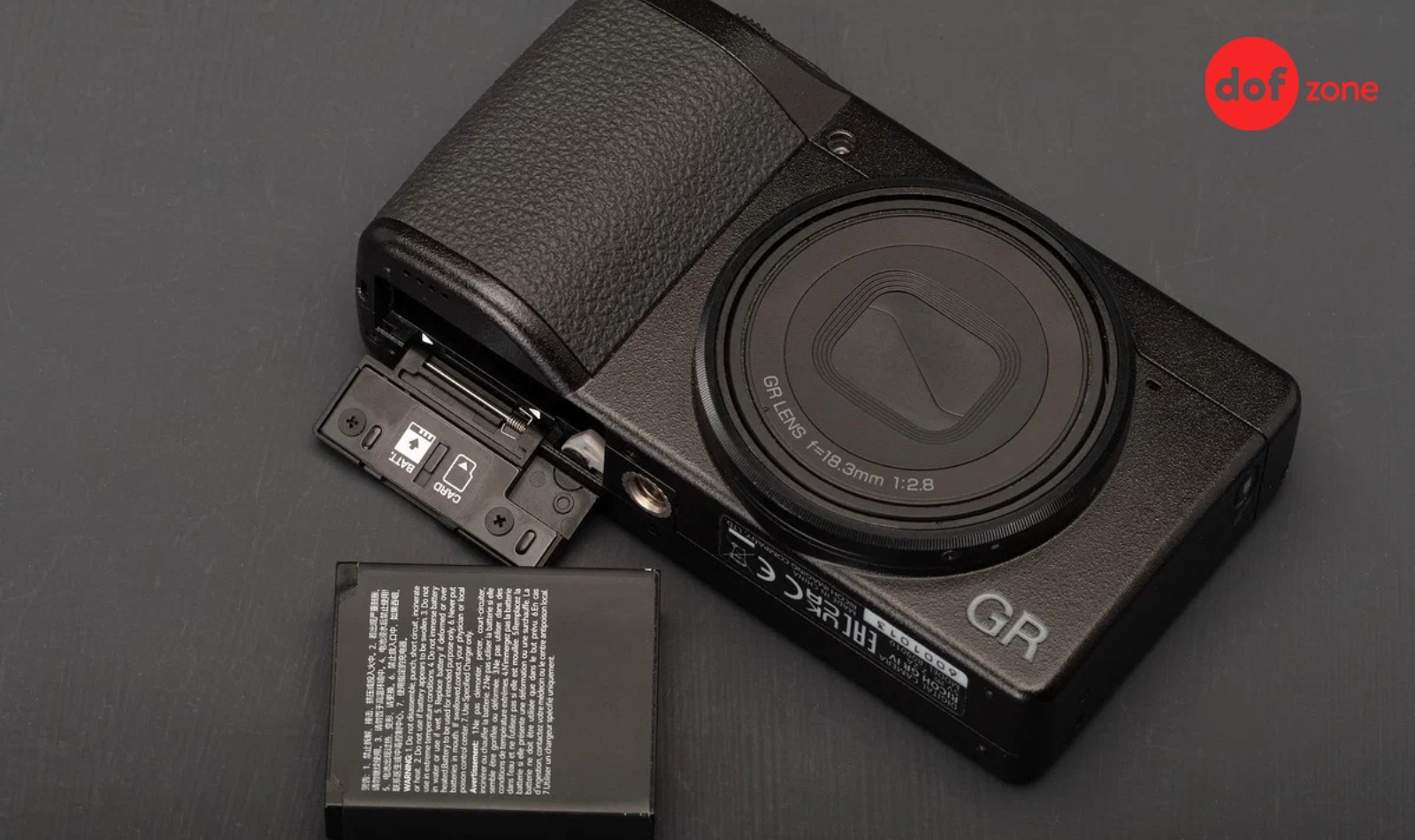 So-sanh-Ricoh-GR4-va-Ricoh-GR3-Nen-lua-chon-phien-ban-nao-_image-2.jpg